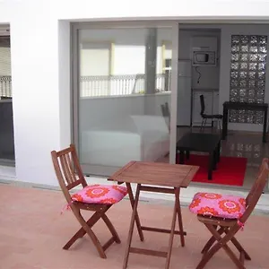 Edificio Triángulo En El Centro Del Pueblo De Conil Conil De La Frontera